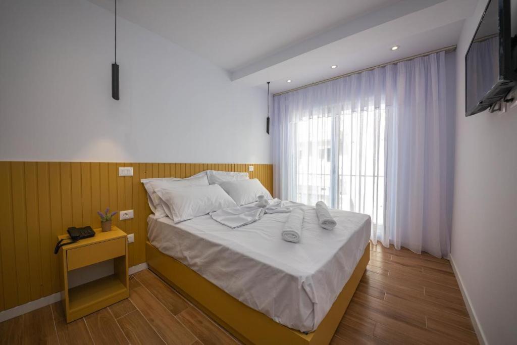 Hesperus Hotel Orikumi Exteriér fotografie