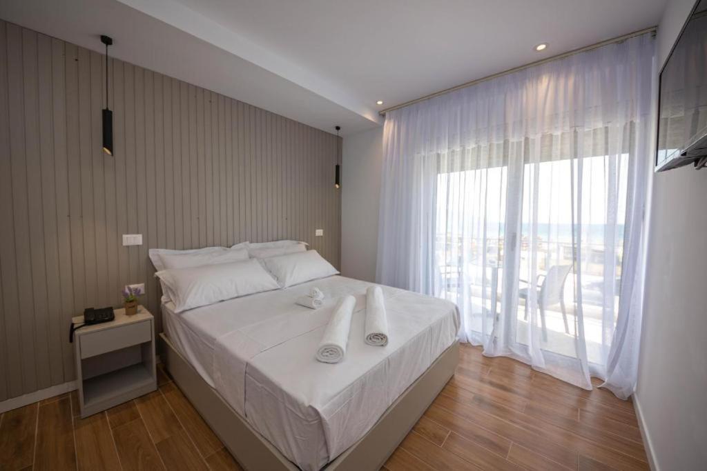 Hesperus Hotel Orikumi Exteriér fotografie